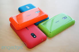 جهاز الجوال نوكيا لوميا 620 Nokia Lumia 2013 صور