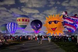 Hot Air Balloon And Laser Show gambar png
