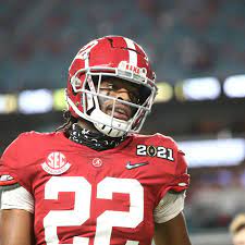 Check out the latest pictures, photos and images of najee harris. Is Najee Harris The Cream Of The Rb Crop Entering The 2021 Nfl Draft Behind The Steel Curtain