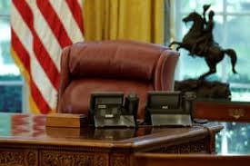 The resolute desk is arguably the most recognizable desk in the world. White House Reveals New Look And Trump Chose The Wallpaper In Pictures Us News The Guardian