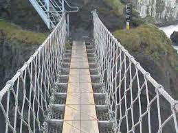 ireland giants causeway rope bridge