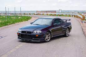 This is a clean example of an r34 skyline both inside and out. This 1999 Nissan Skyline Gt R Just Set An R34 Auction Record