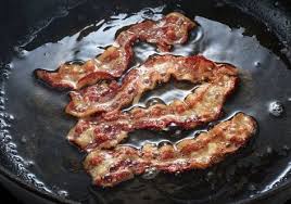 8 steps to get bacon grease out of clothes