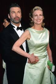 Alec baldwin is an american actor. Alec Baldwin And Kim Basinger Celebrity Couples At The 1998 Oscars Popsugar Celebrity Uk Photo 4