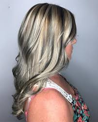 Blonde highlights on natural brown hair look simply cute! 20 Best Hair Color Ideas In The World Of Chunky Highlights