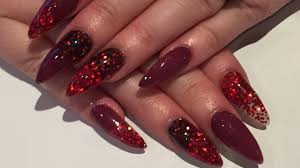 Red nail art red acrylic nails acrylic nail designs. Acrylic Nails How To Red Glitter And Black Powder Youtube