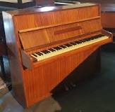 Hoffmann Upright Piano (JAE 142) | Eshelby Pianos