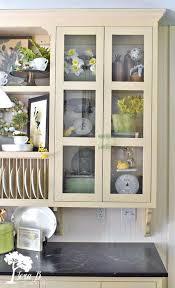glass front cabinet displays