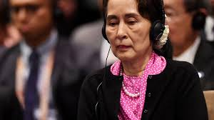 He negotiated independence from the british and was able to weld the diverse ethnic groups together. Internationaler Gerichtshof Prozess Gegen Myanmar Mit Aung San Suu Kyi Dlf Nova