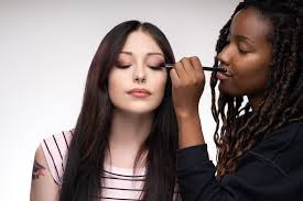 makeup tips for a headshot photoshoot