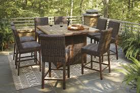 Paradise Trail 8 Stools Outdoor