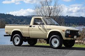 Used 4x4 trucks for sale in columbia city, south bend & warsaw, in. 1983 Toyota 4x4 Pickup Small Pickup Trucks Toyota Trucks Pickup Trucks