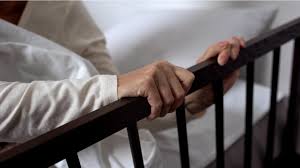 Choosing The Best Bed Rails For Seniors