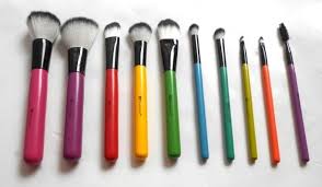 pop art makeup brush set