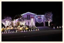 Many of the homes on nellie gail road and surrounding streets do elaborate displays that light up the neighborhood. Best Christmas Light Displays In The Oc Nellie Gail Road In Laguna Hills Popsicle Blog