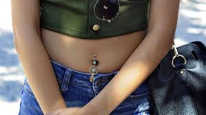 can an outie belly on be pierced