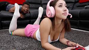 Hot gamer chick gets horny with her black step brother - XNXX.COM