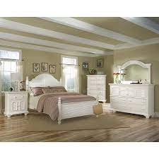 Cottage homes can be found anywhere in the world, even seaside. Cottage Traditions Poster Bedroom Set White American Woodcrafters Furniturepick