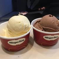 Always a fan of haagen dazs ice creams, i was elated at the opportunity to try out their latest addition to the house of haagen dazs' menu. Haagen Dazs Now Closed Ice Cream Shop