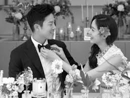 tv star sung yuri ties the knot with golfer