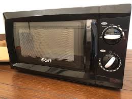 Okay, we probably all know what a microwave is.but why put it over the range, and what does a hood do? Best Microwaves In 2021