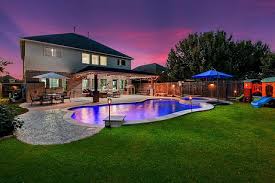 with pool in firethorne katy tx