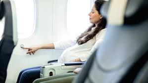 is it safe to fly while i m pregnant