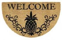 Why is a pineapple a traditional housewarming gift?