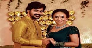 @srinish_aravind @pearlemaany @pearlish6_life love you pearlish. Dream Come True Moment For Pearlish Fans Srinish Aravind And Pearle Maaney Gets Engaged See Pics