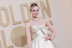 elle fanning s 2024 golden globes gown