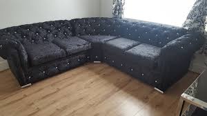 chesterfield corner sofa in black