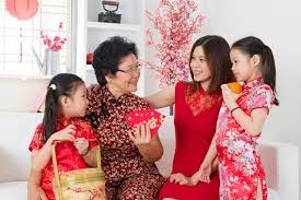 Every year of chinese new year, there must be lion dances performance. How To Celebrate Chinese New Year Different Traditions Hampers Flower Arrangements Love Wedding Flower Inspirations