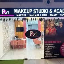 bridal makeup artists in greater noida