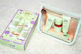 christmas gifting with pixi beauty