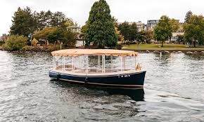 An approximate cruising speed is 5 knots. 22 Duffy Boat For Rent In Kirkland Washington Getmyboat