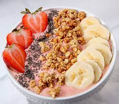 strawberry banana mango smoothie bowl