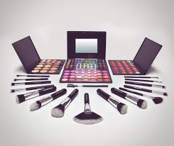 qc makeup academy