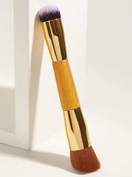 contour makeup brush wooden handle