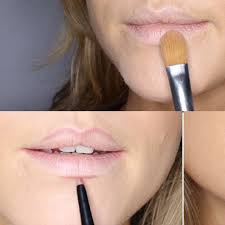 lip liner tricks for bigger lips