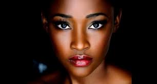 makeup tips for darker skin tone you