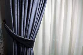 Should Curtain Be Dry Cleaned Or Laundry Cleaned?