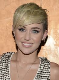 Miley Cyrus at City Of Hope Gala-11 - Full Size - Miley%2520Cyrus%2520at%2520City%2520Of%2520Hope%2520Gala-11