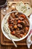 What do the French eat with beef bourguignon?