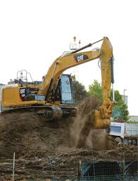 Caterpillar 320e Heavy Lift Excavator Adds Capability