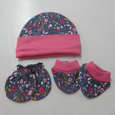 I know it's been way to long! Magic Train Woolen Fancy Baby Cap Mittens Booties Rs 125 Piece Id 20094279912