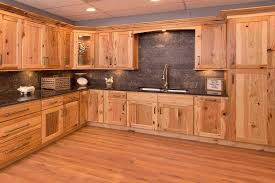 hickory shaker kitchen cabinets a