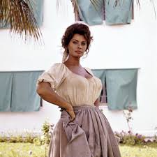 Sophia loren style sophia loren images old hollywood stars old hollywood glamour classic sophia loren italian actress white gowns young models looking stunning most beautiful women. The Story Of Sophia Loren A Hollywood Star Who Loved Only One Man For 50 Years