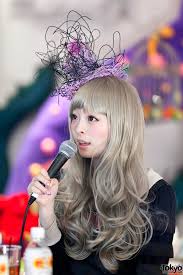 christmas exhibition featuring kyary