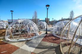 outdoor dining igloos for restaurants