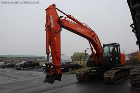 1 Excavator On Tracks Hitachi Zx225 U Srlc 3 Y